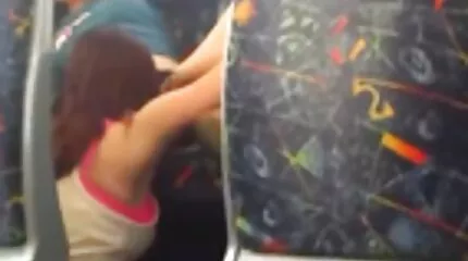 Молода парочка вирішила перевірити слух в квартирі порно відео безкоштовно за допомогою гарячого сексу
