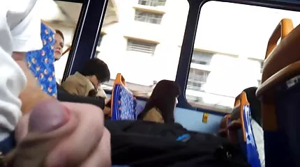 Світловолосий лікар за тридцять трахає молоду пацієнтку страпоном порно відео безкоштовно